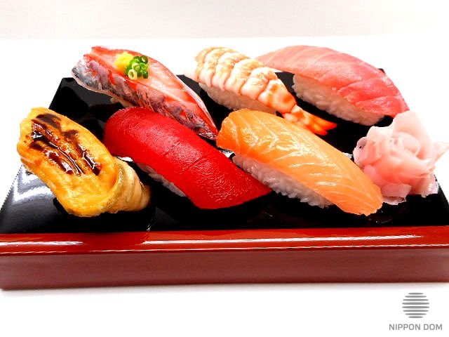 A replica of sushi set (6 pieces)