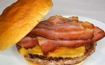 Cost of replica "Becon burger" 137$