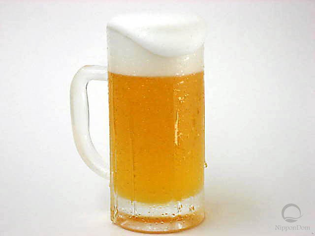 Муляж запотевшей кружки пива с пышной пеной (435 мл)