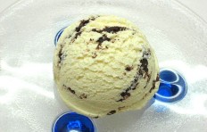 Муляж ванильного мороженого с шоколадом (14)