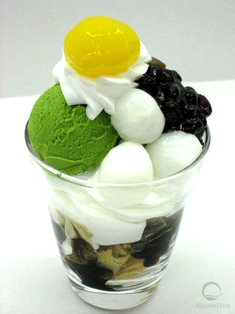 Муляж десерта с мороженым "Зелёный чай"