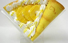 Муляж блина с ананасом и сливками-1