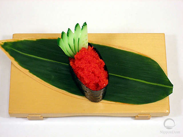 Муляж гунканзуши "тарако с огурцом"