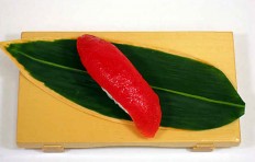 Муляж суши «красный тунец (5)»