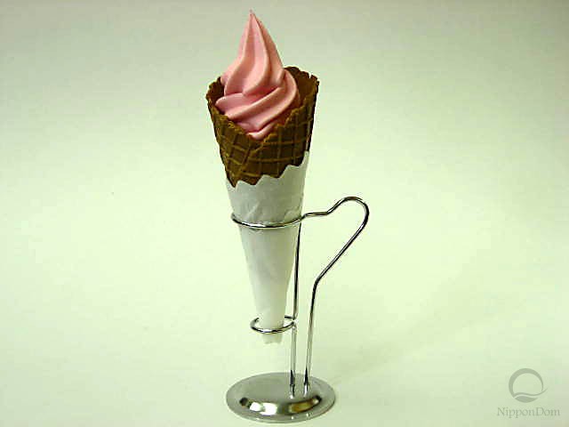 Муляж клубничного мороженого - 2