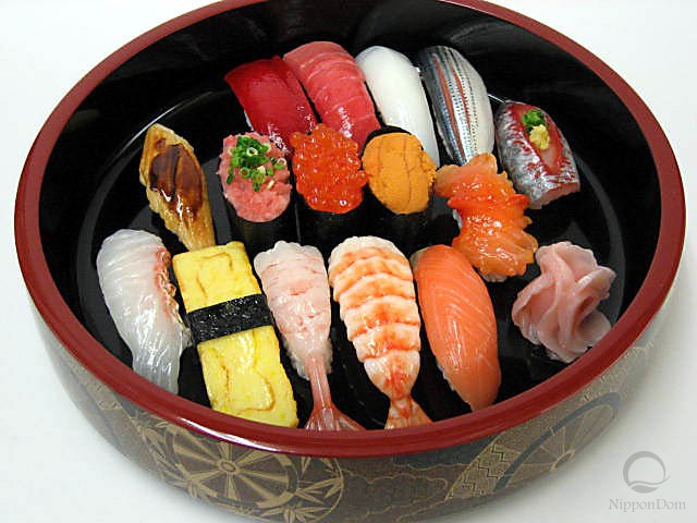 Муляж набора суши (15 шт)