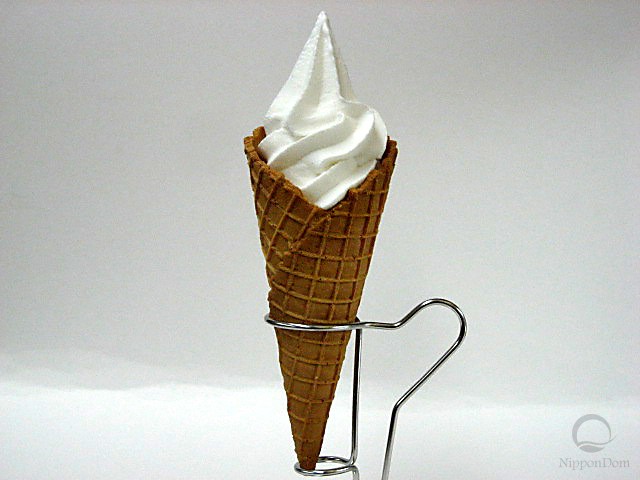 Муляж ванильного мороженого (среднее)