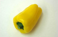 Муляж желтого перца (56/ 95 мм)