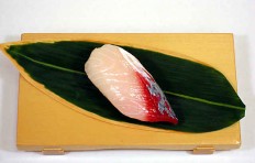 Муляж суши «желтохвост (2)»
